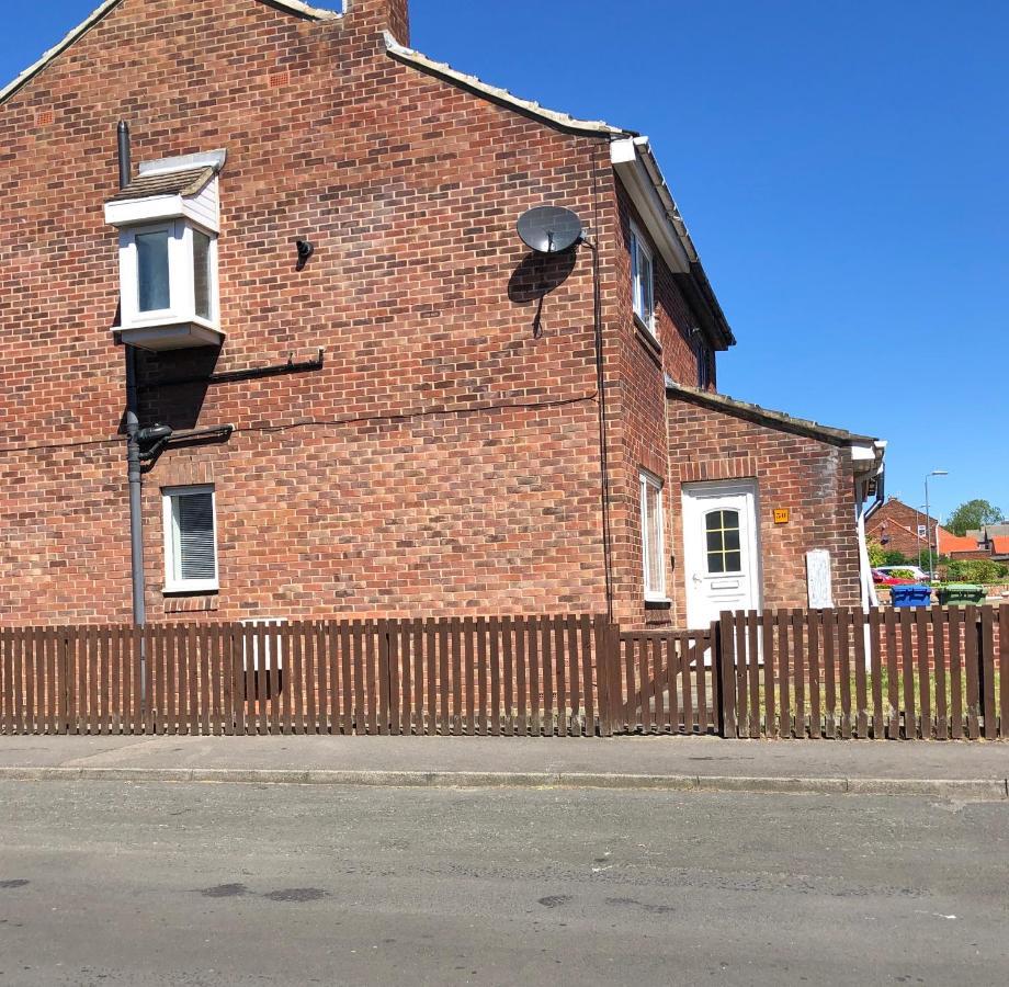 Spacious 2 Bedroom House Shotton  Exterior photo